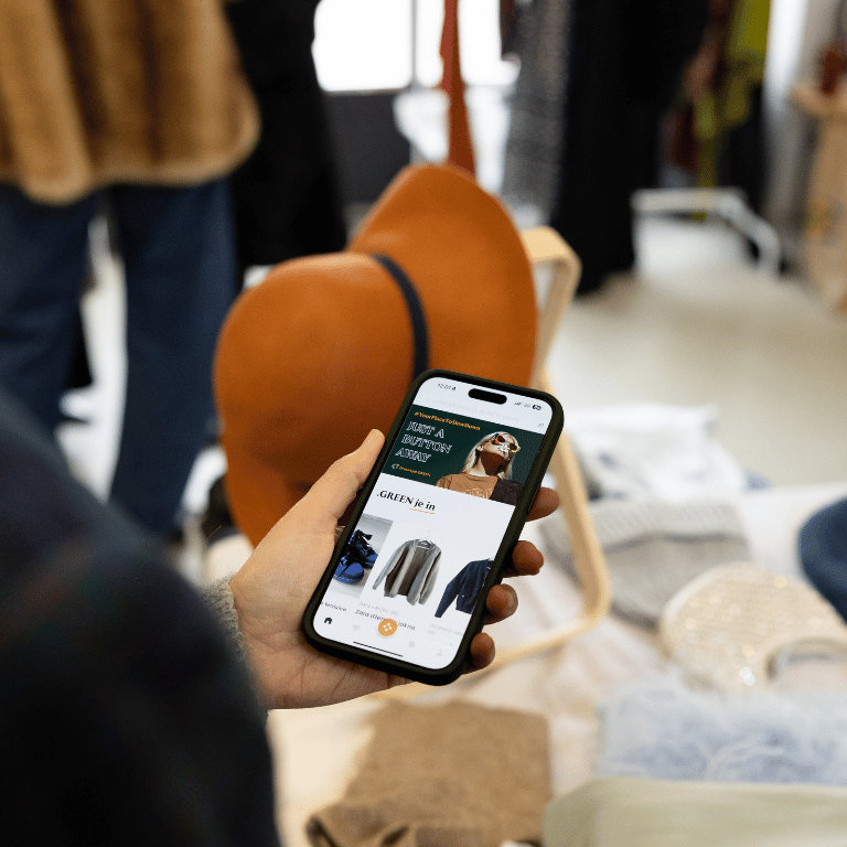 Pregled second hand odjeće u aplikaciji DressApp.GREEN